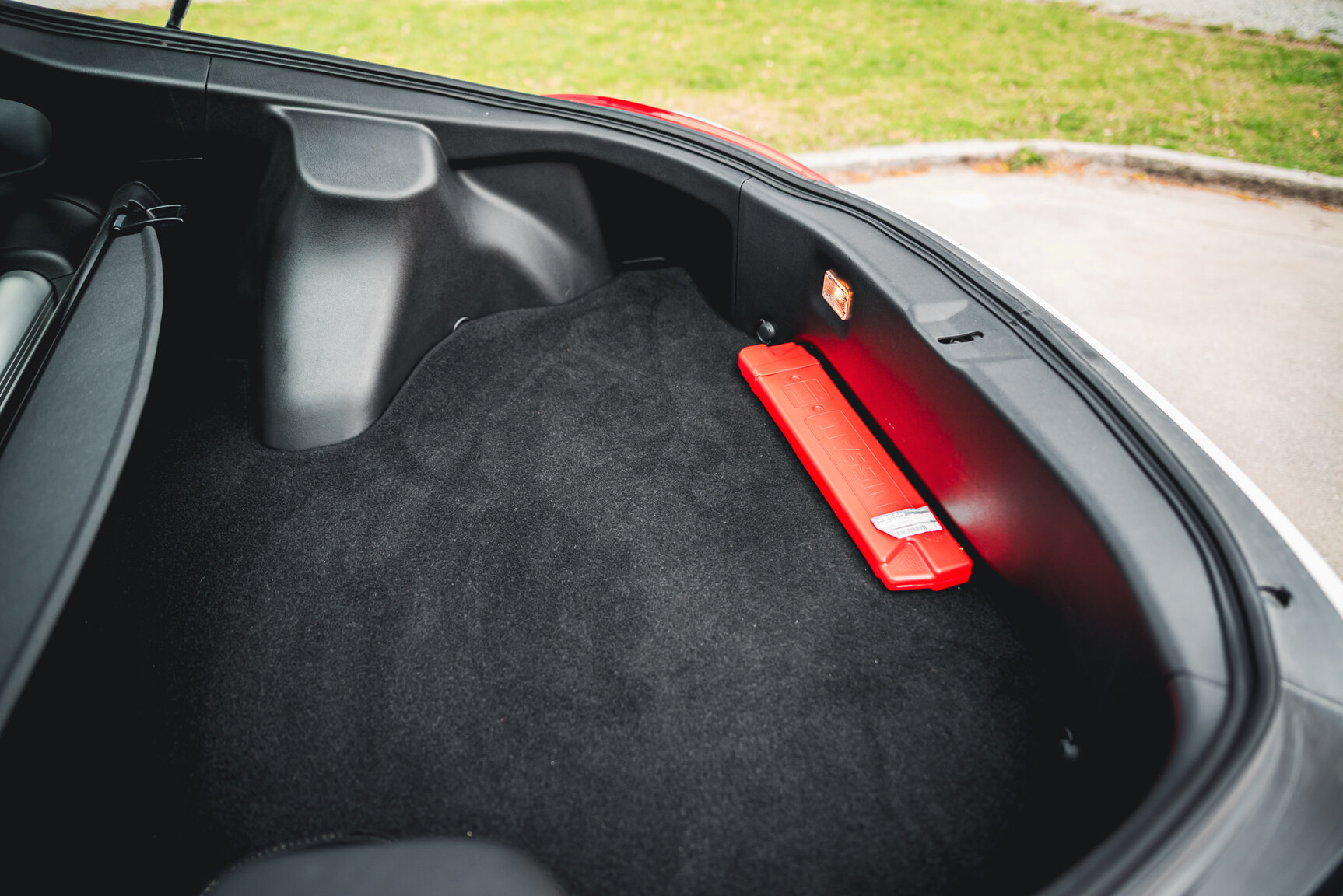 Interior image of 2014 Nissan 370Z Nismo