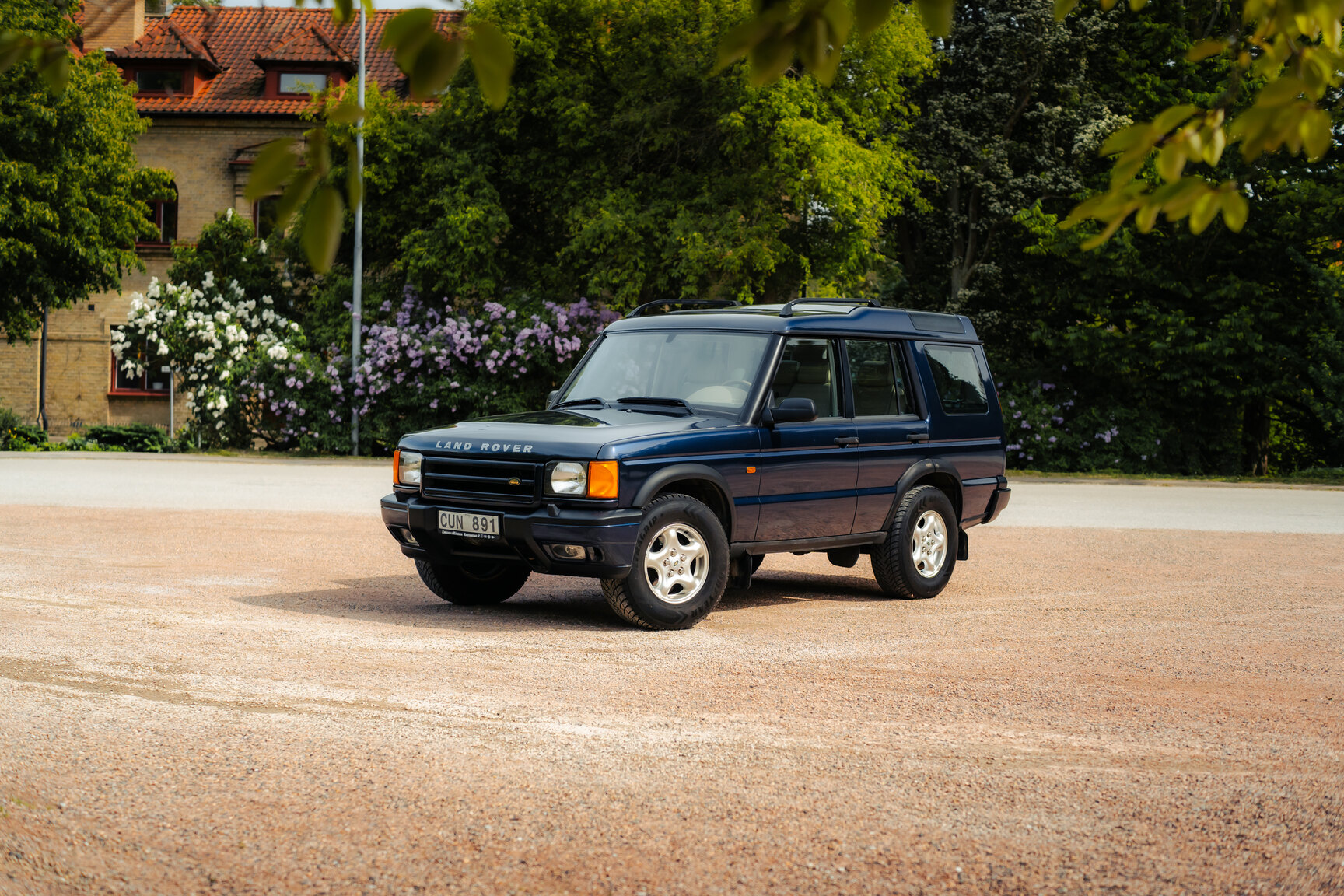 Exteriörbild på 1999 Landrover Discovery II V8