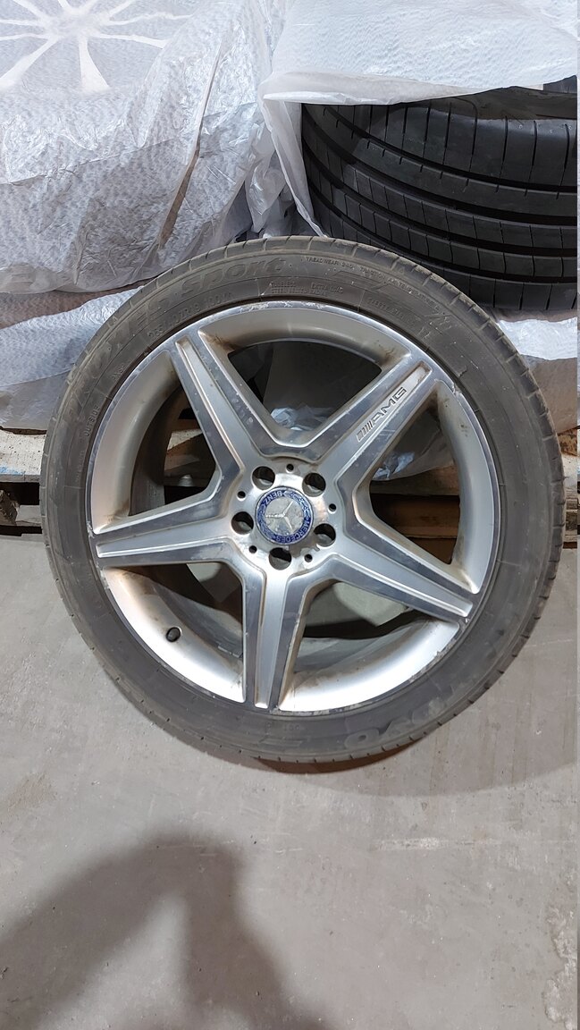 Image of 2011 Mercedes-Benz S600 (4) miscellaneous