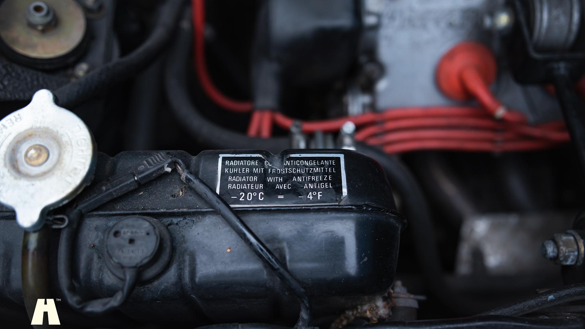 Image of 1985 Ferrari Mondial Quattrovalvole Design by Pininfarina (11) mechanics