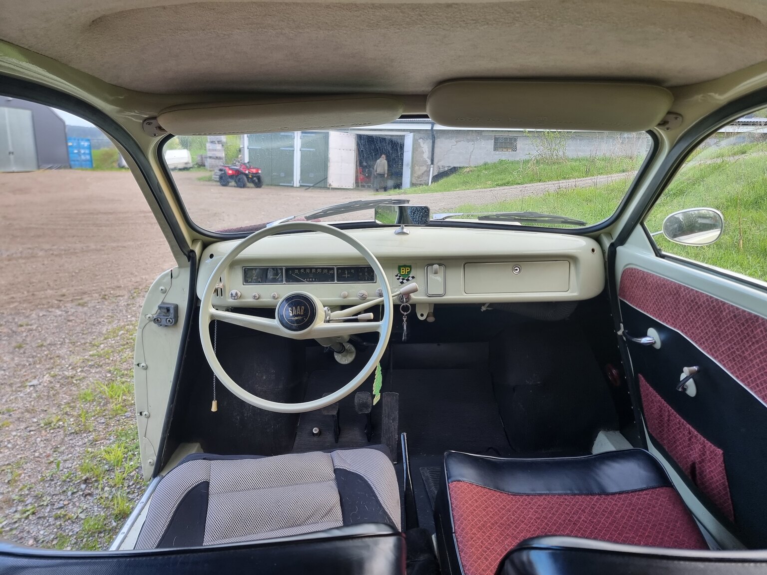 Innenraumfoto von 1959 SAAB 93B Deluxe
