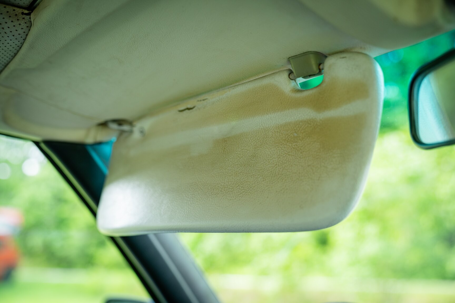 Innenraumfoto von 1975 Mercedes-Benz 350 SLC