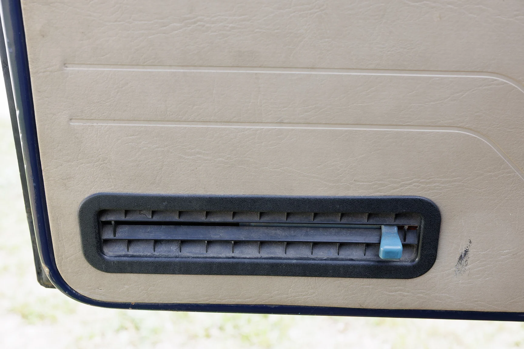 Interiörbild 1973 Volkswagen Typ 2 Transporter T2 (5)