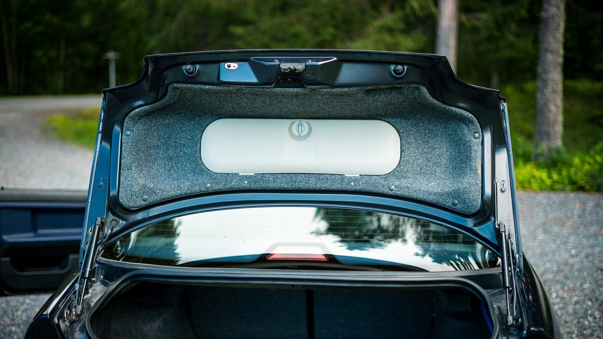 Interior image of 1997 BMW 328i Coupé Automatisk