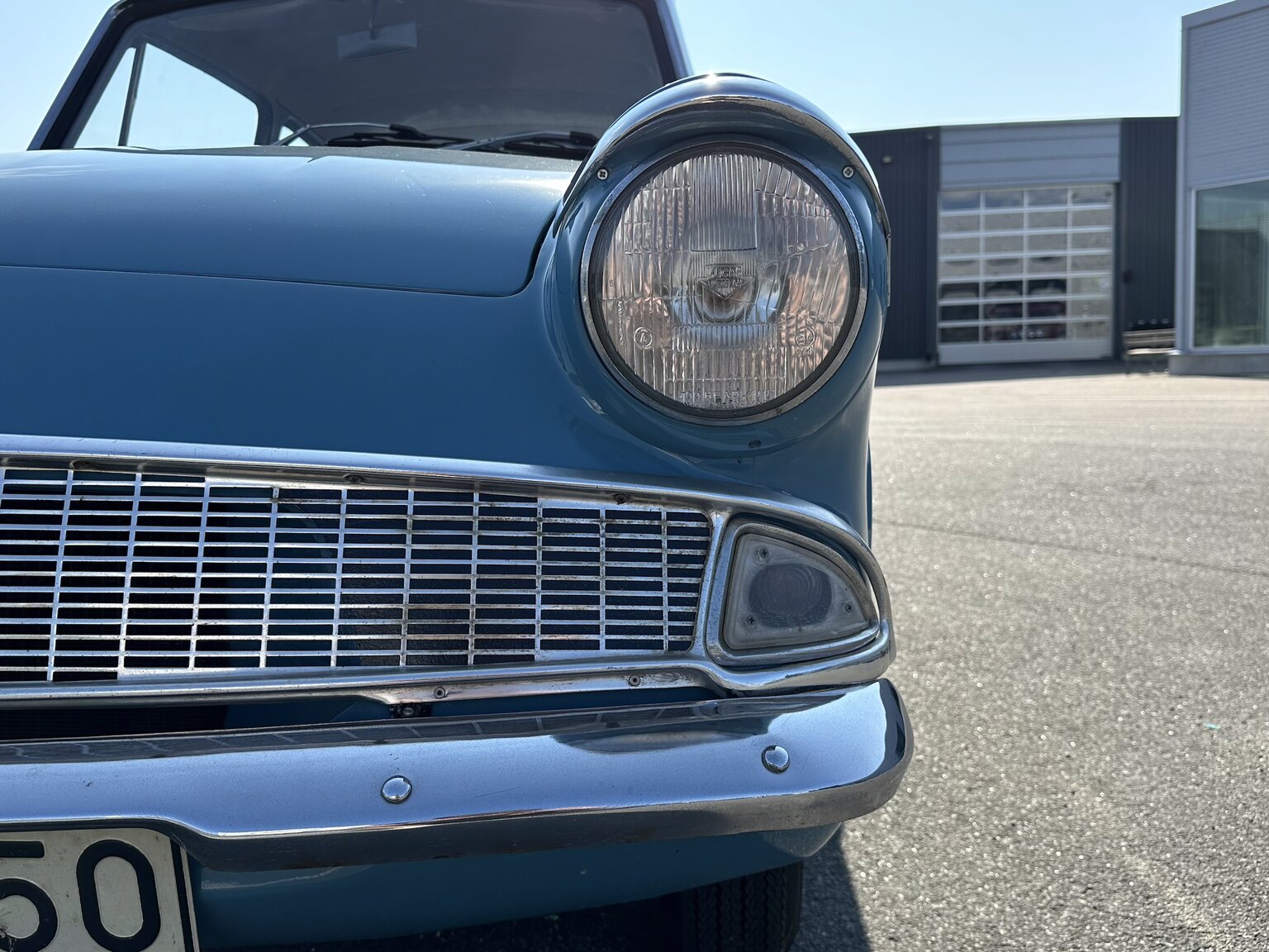 Exteriörbild på 1961 Ford Anglia