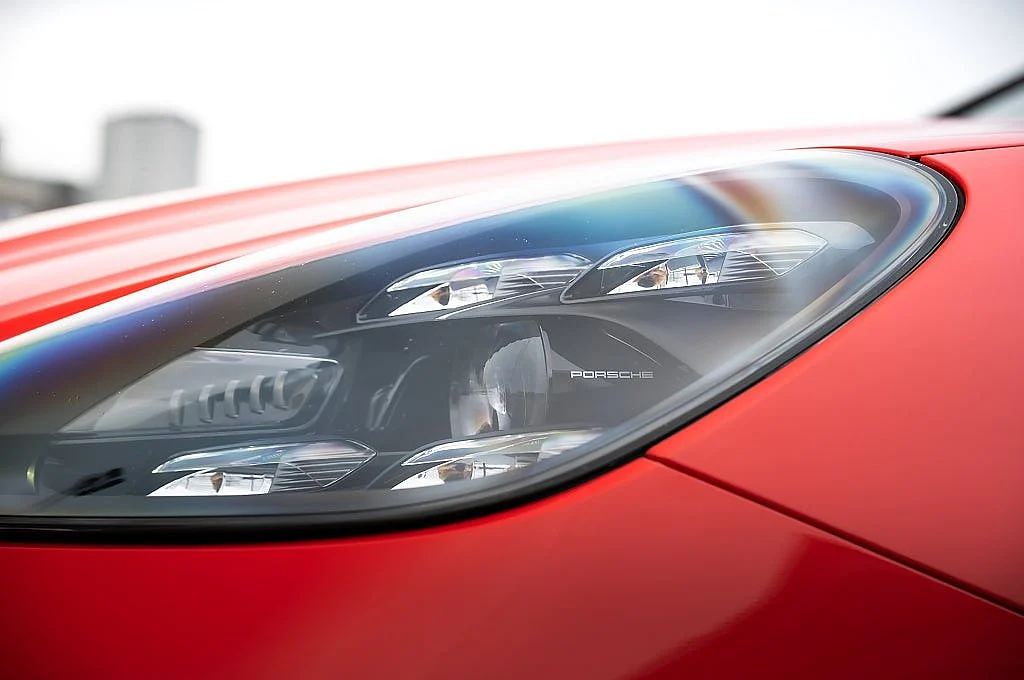 Bild von 2020 Porsche Cayenne (24)