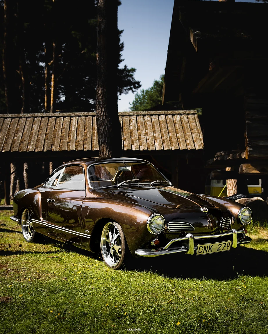 Exterior image of 1962 Volkswagen 1200 Karmann Coupe (1)