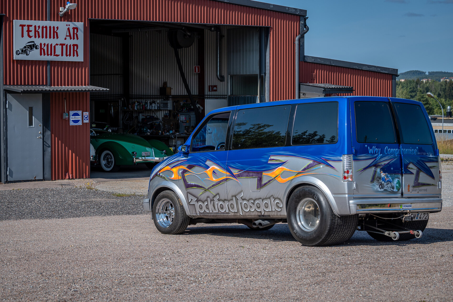 Exterior image of 1988 Chevrolet Astro Dahlbäck Racing