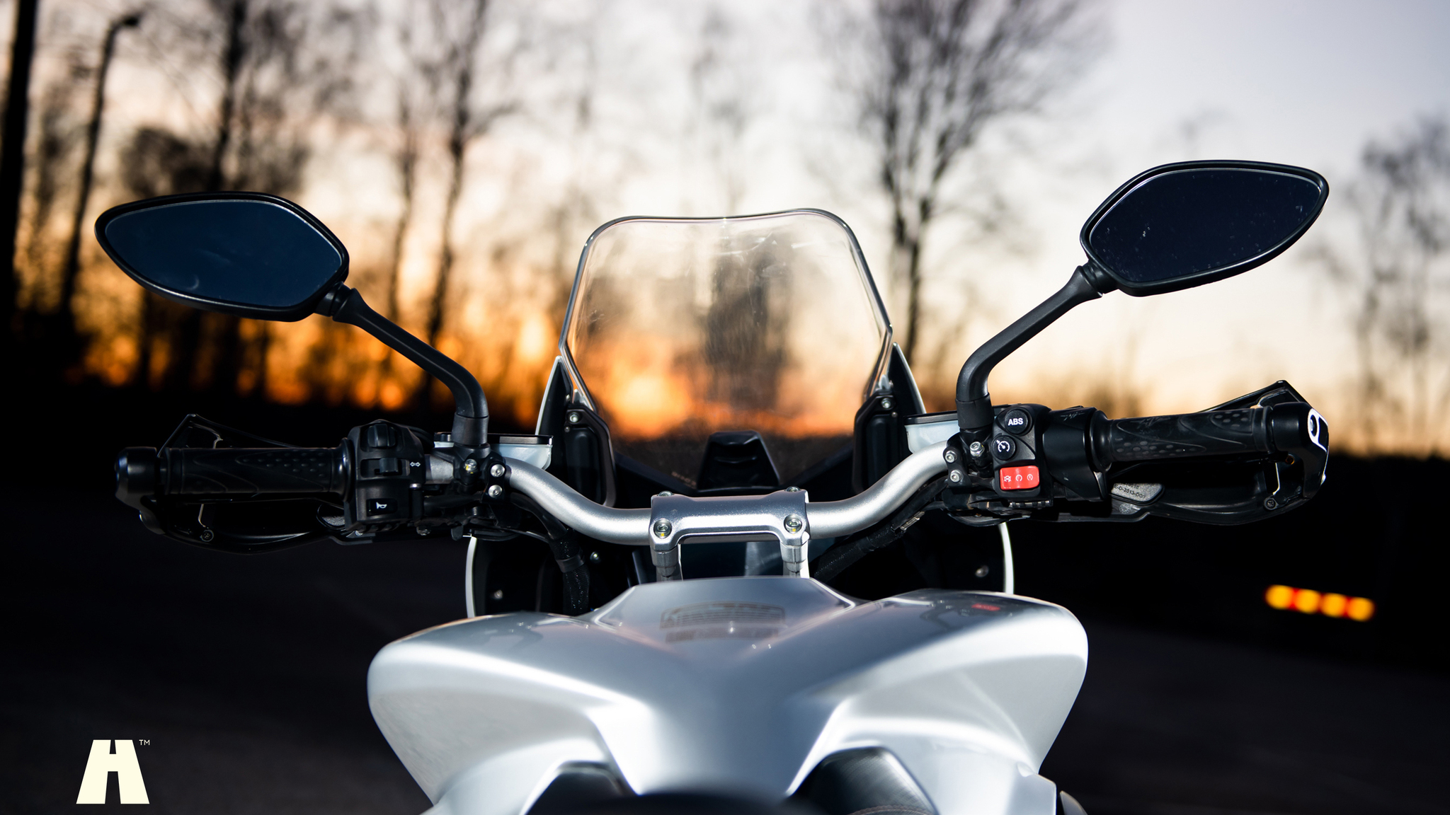Exteriörbild på 2015 MV Agusta Veloce Turismo 800
