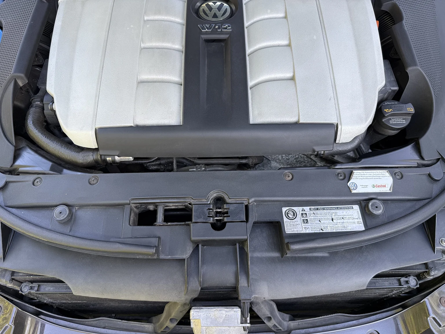 Image of 2009 Volkswagen Phaeton W12 LWB Executive (11) mechanics
