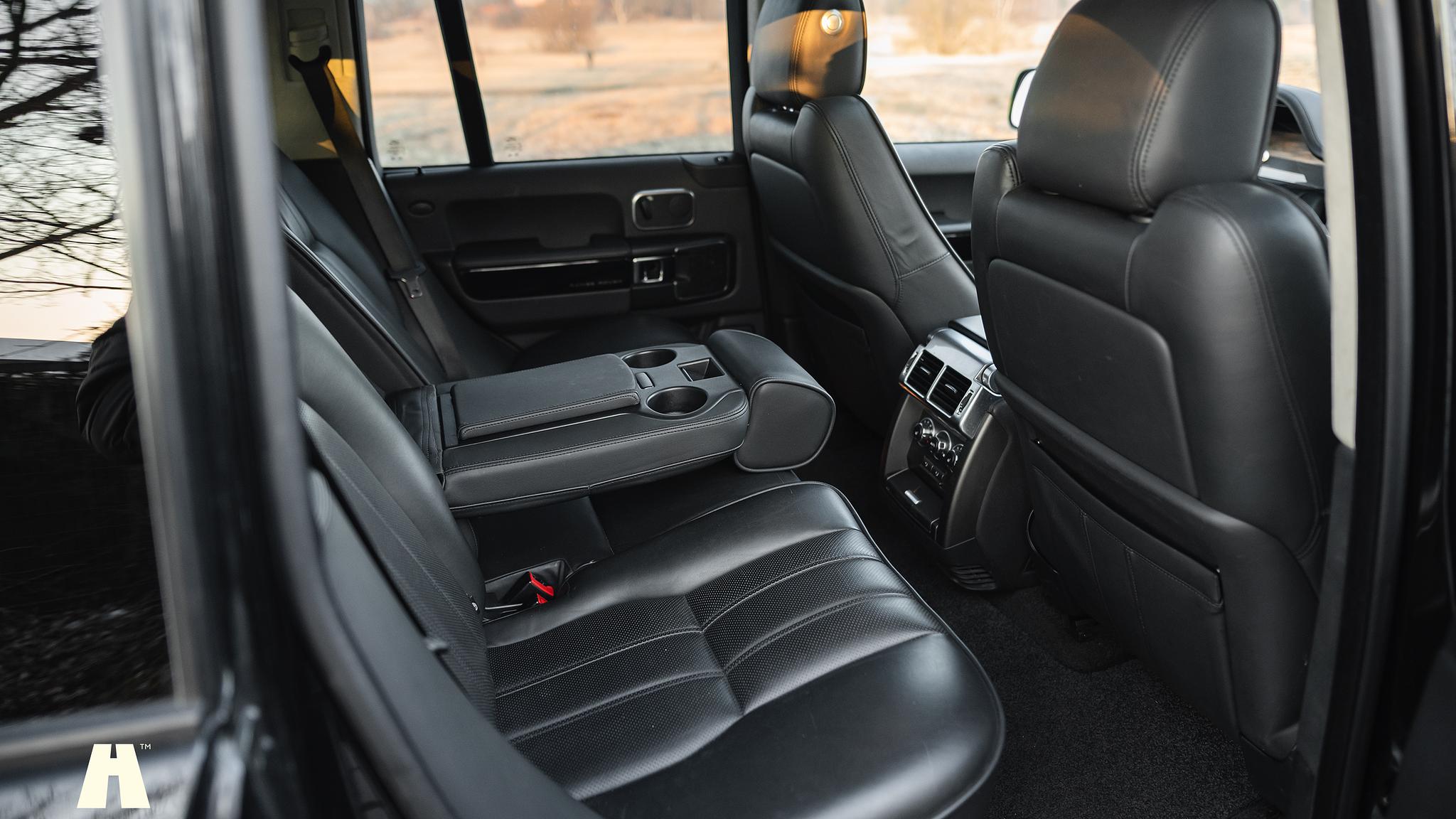 Interior image of 2012 Land Rover Range Rover Westminster TDV8 (L322)