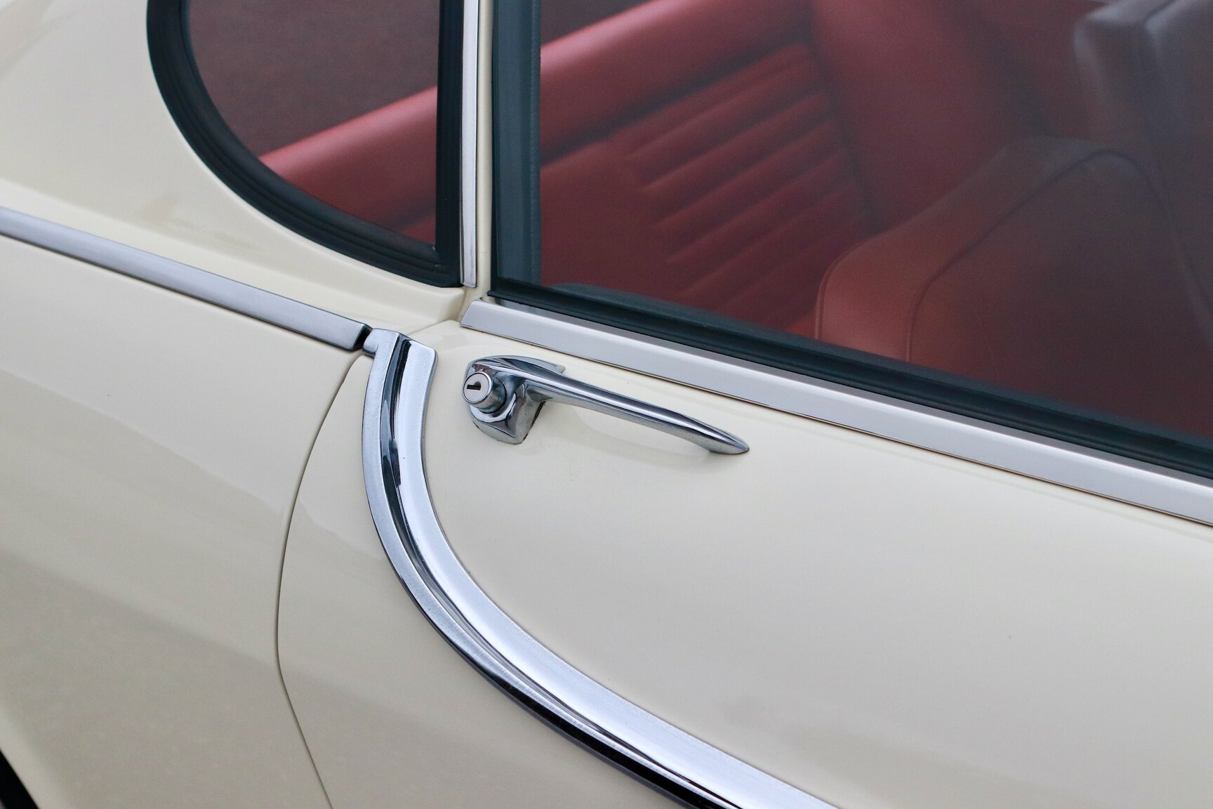 Exteriörbild på 1964 Volvo P 1800S