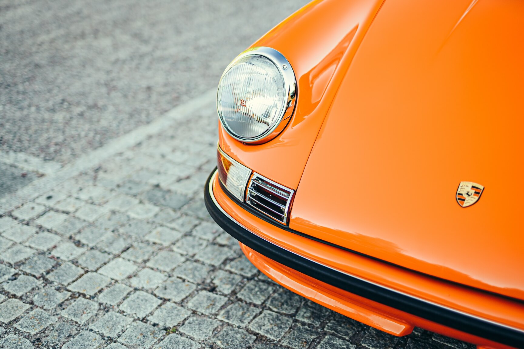 Exterior image of 1972 Porsche 911E