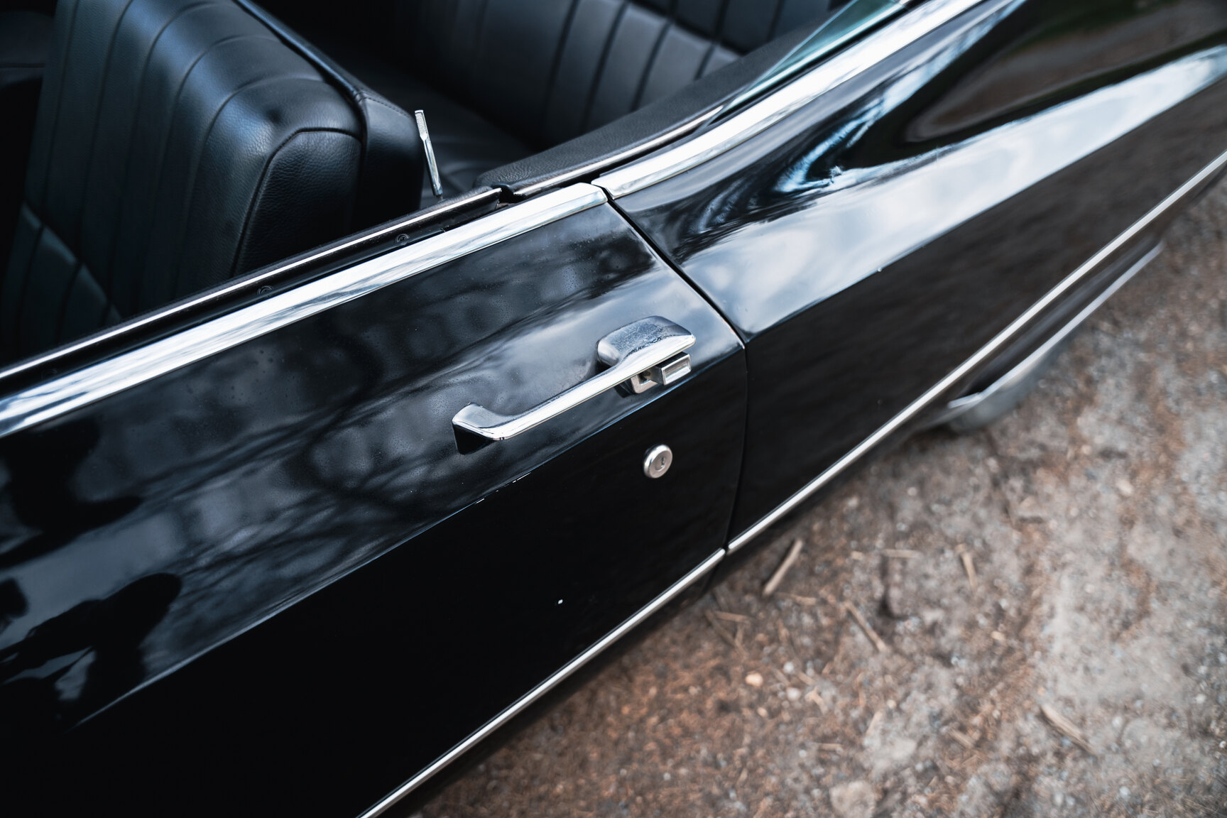 Exterior image of 1968 Cadillac De Ville Convertible