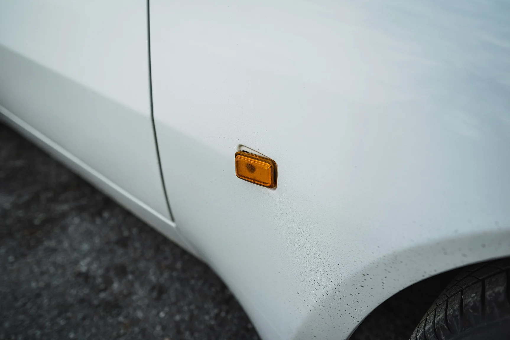 Exterior image of 1986 Porsche 944R (58)
