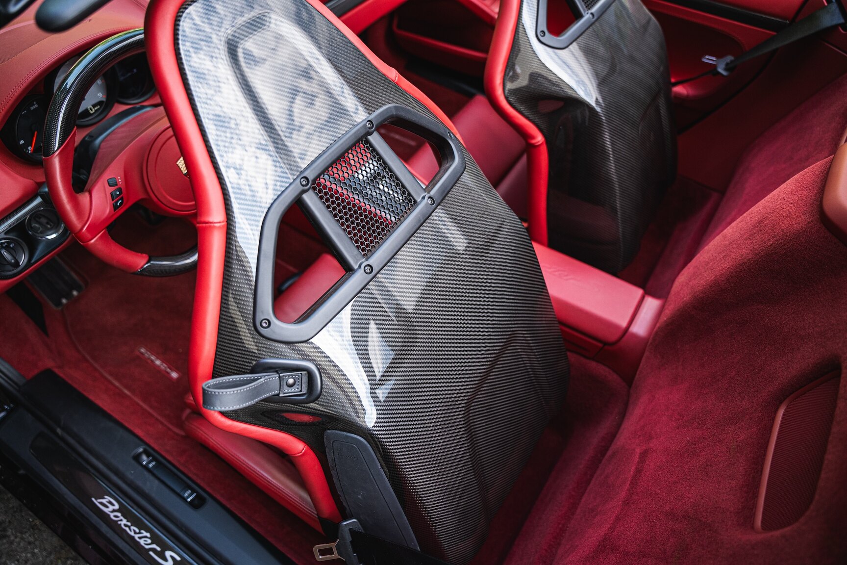 Innenraumfoto von 2013 Porsche Boxster S (38)