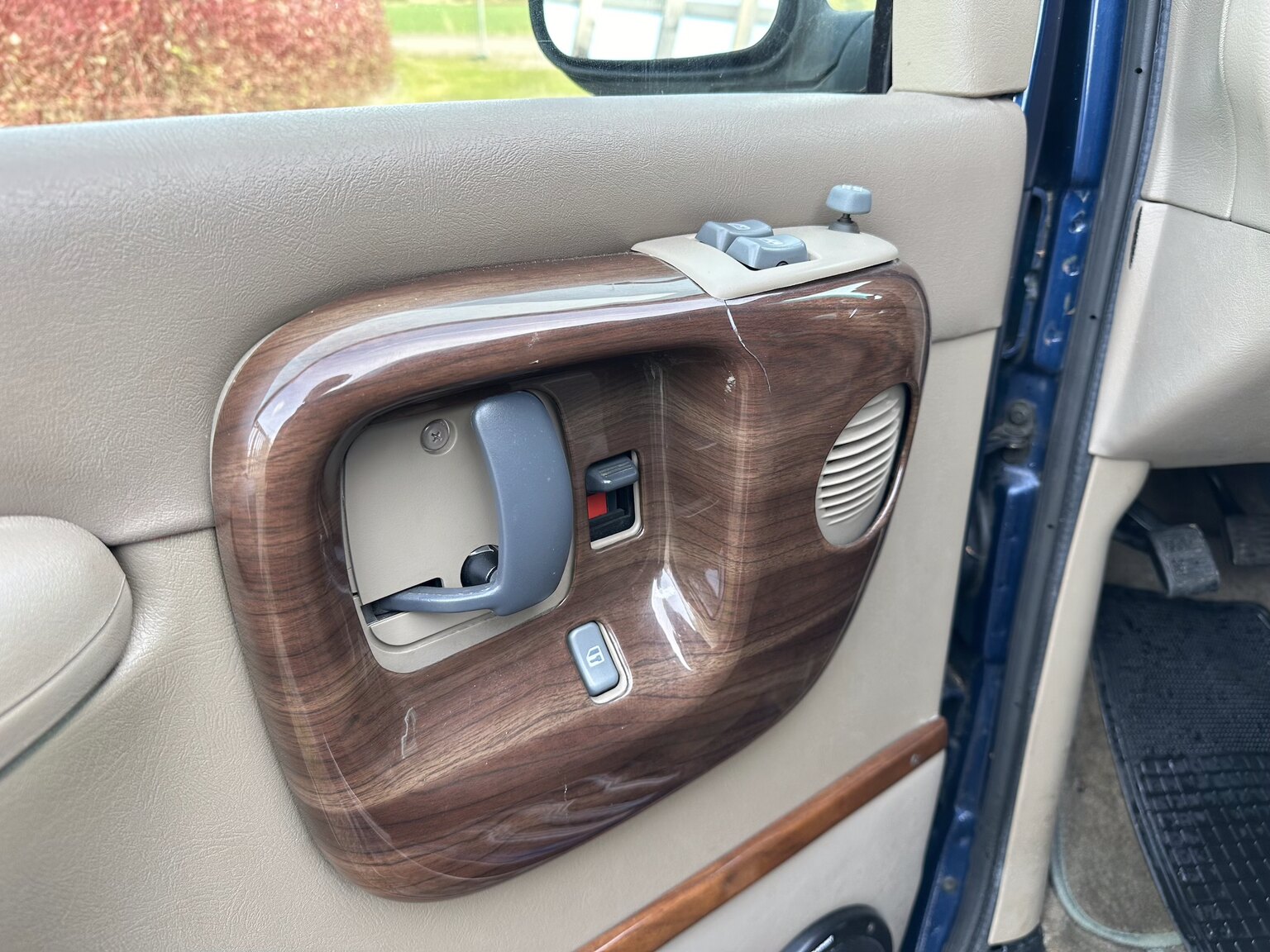 Interiörbild 2000 GMC Savana G1500 Conversion Van