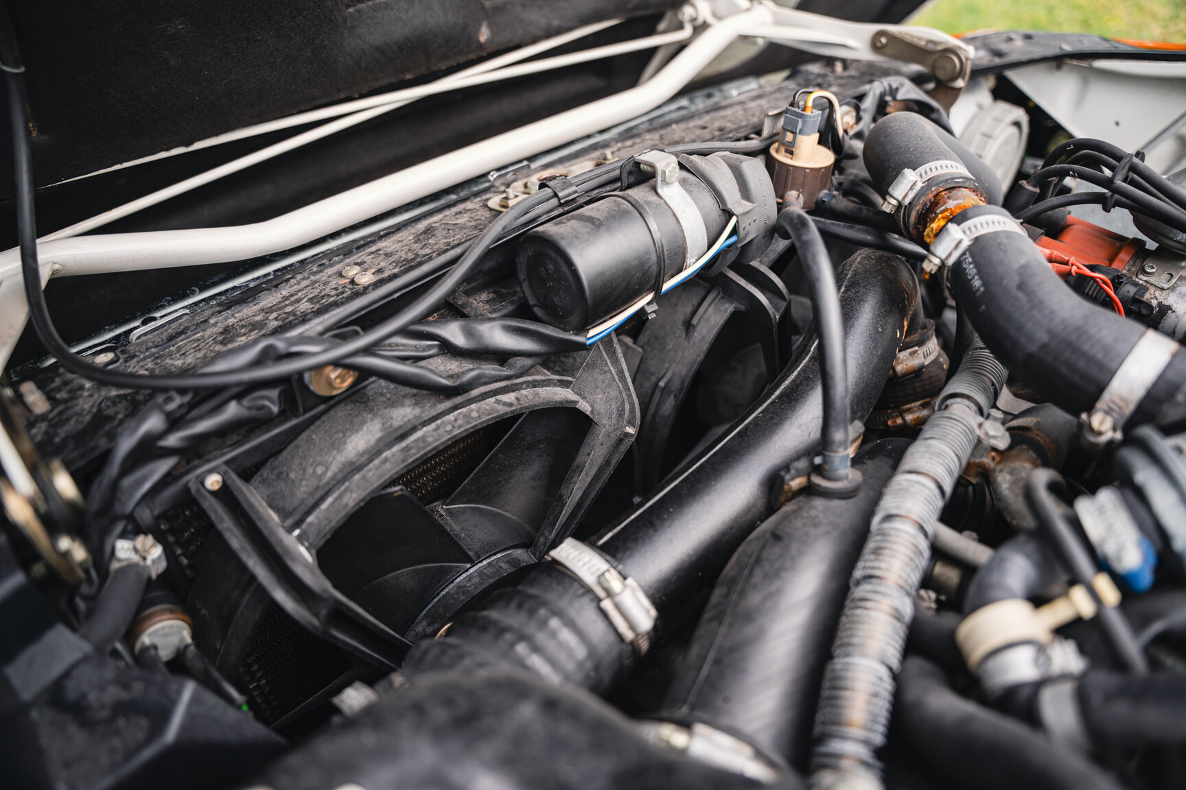 Image of 1987 Saab 900 Turbo Convertible mechanics