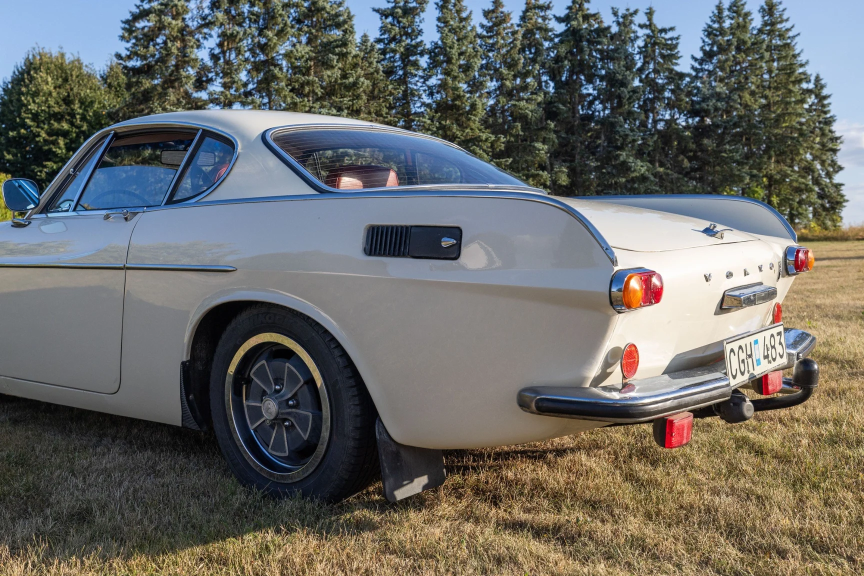 Exterior image of 1970 Volvo 1800E (7)