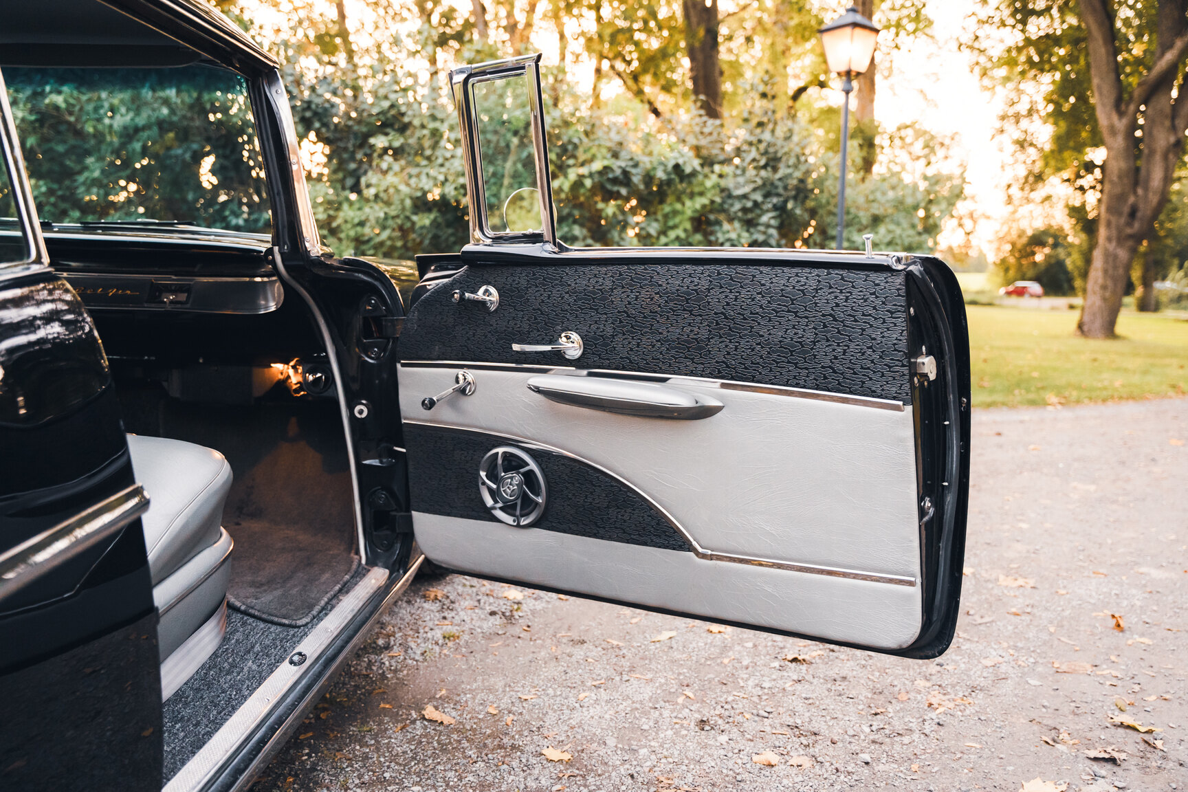 Interiörbild 1957 Chevrolet Bel Air Sport Coupé (18)