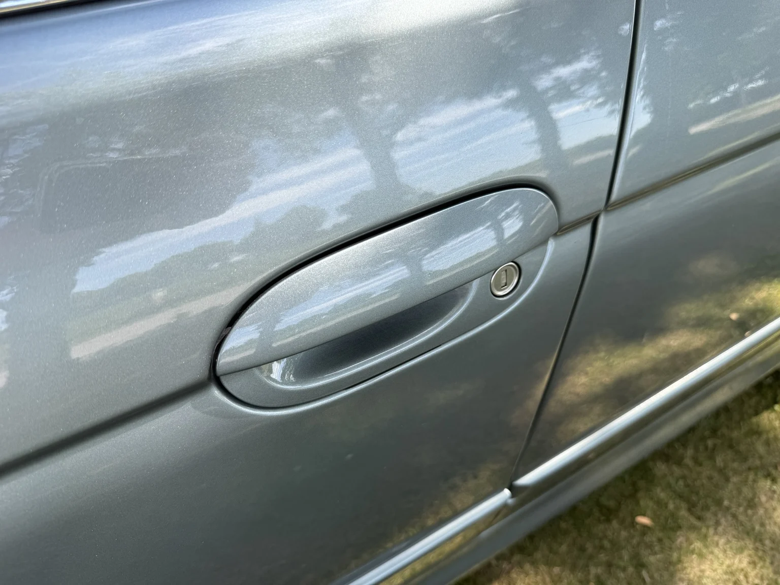 Aussenfoto 2003 BMW 525d Sedan (57)
