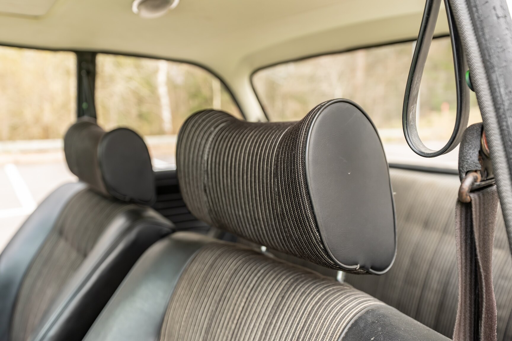 Interior image of 1975 BMW 2002