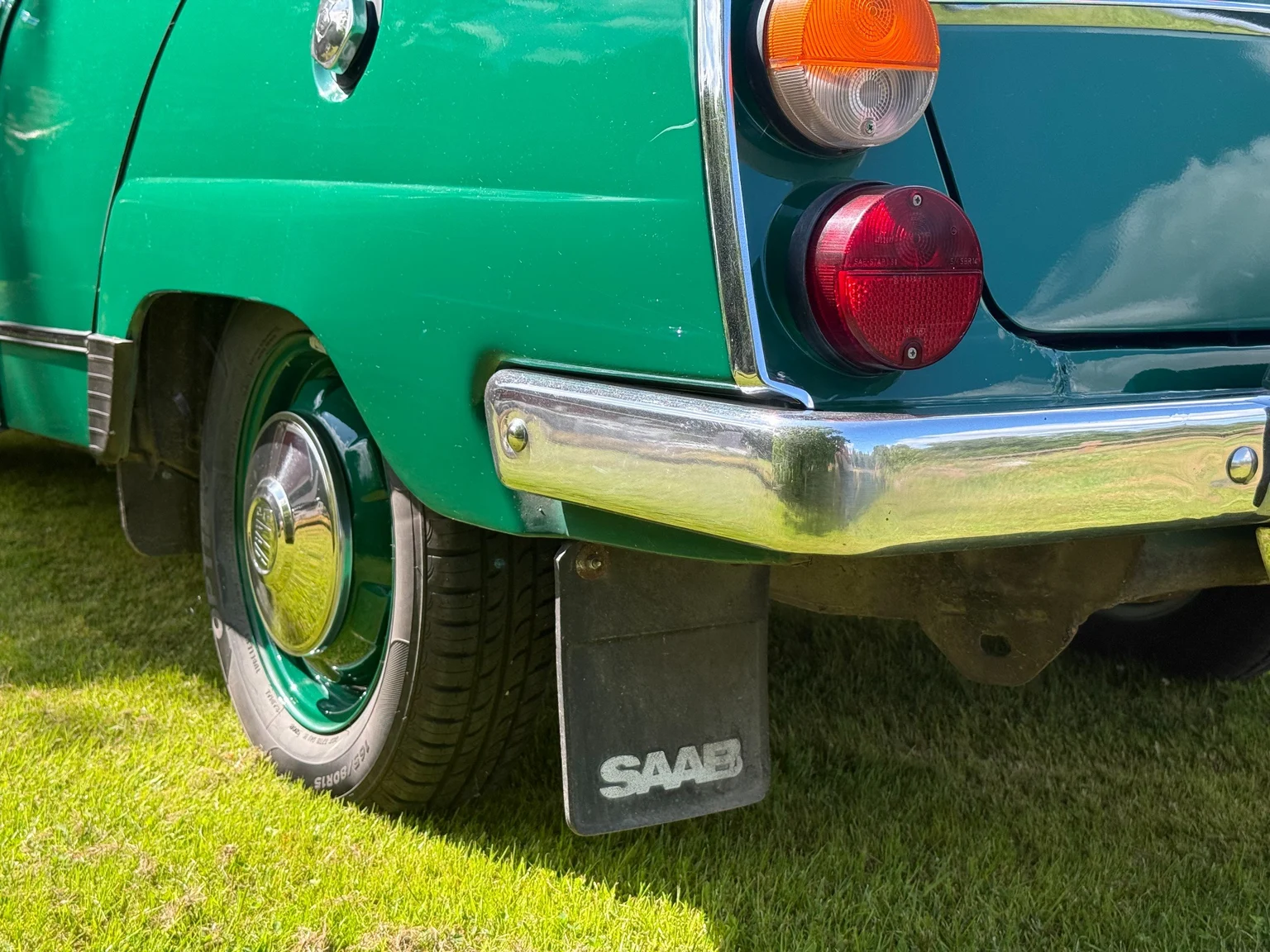 Aussenfoto 1975 Saab 95 V4 kombi - 7-sits (26)