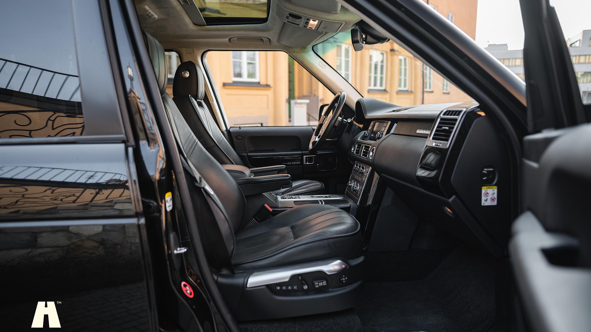 Interior image of 2012 Land Rover Range Rover Westminster TDV8 (L322)