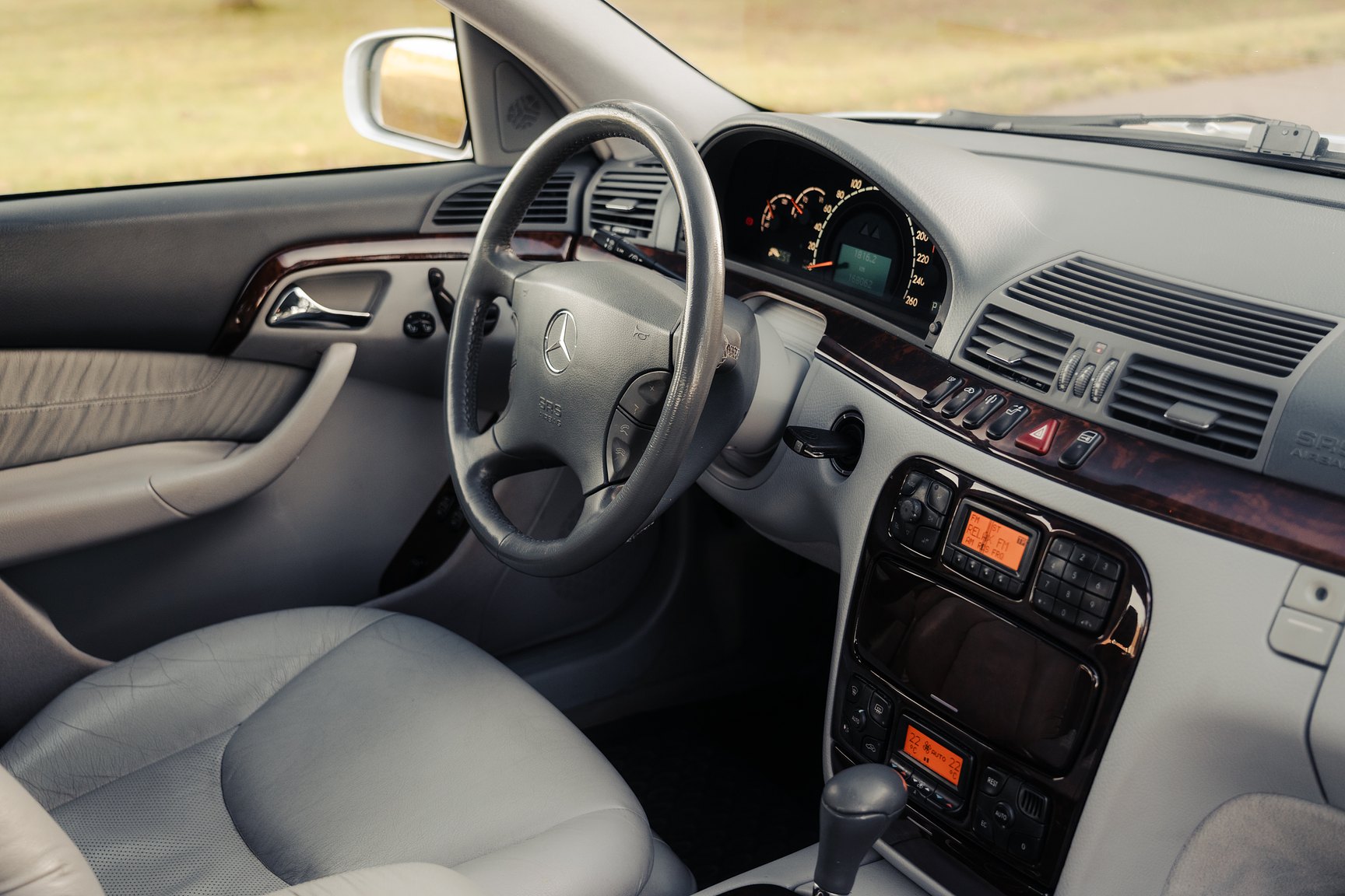 Interiörbild 1999 Mercedes-Benz S 320
