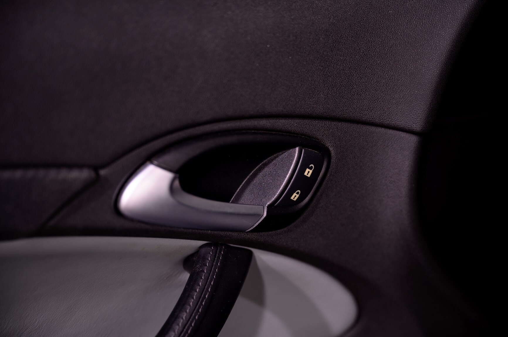 Interior image of 2008 SAAB 9-3 Aero SportSedan Silver Beast SFRO