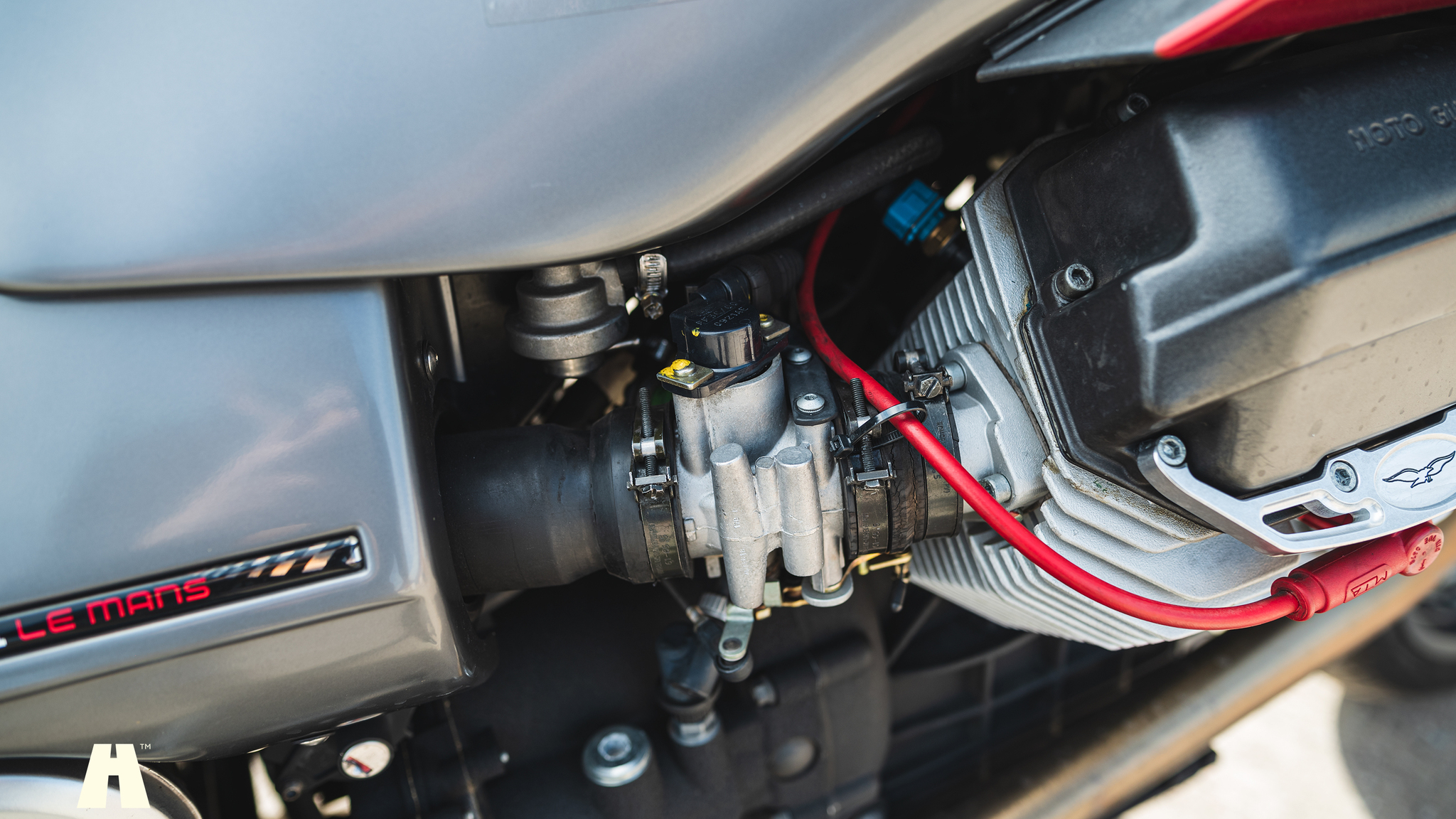 Image of 2002 Moto Guzzi V11 Le Mans (12) mechanics