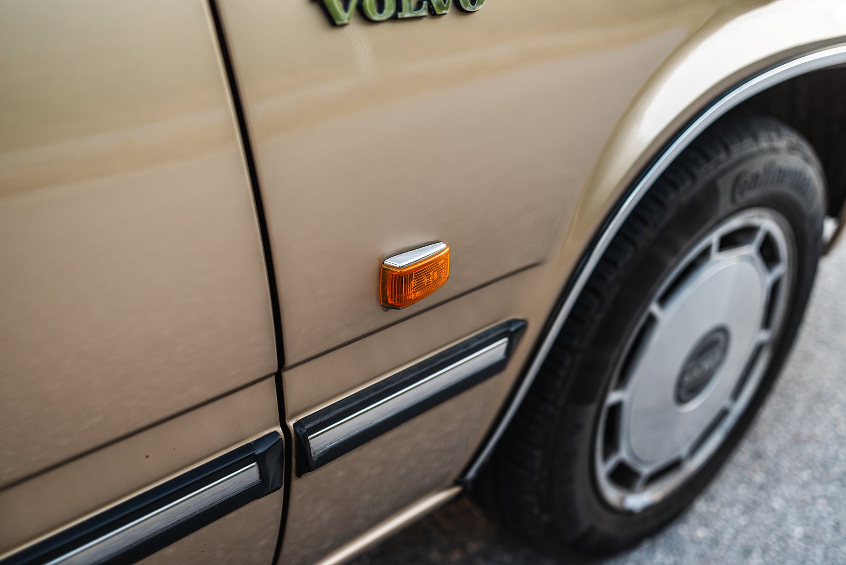 Exteriörbild på 1986 Volvo 760 GLE 2.8 V6 Automatisk