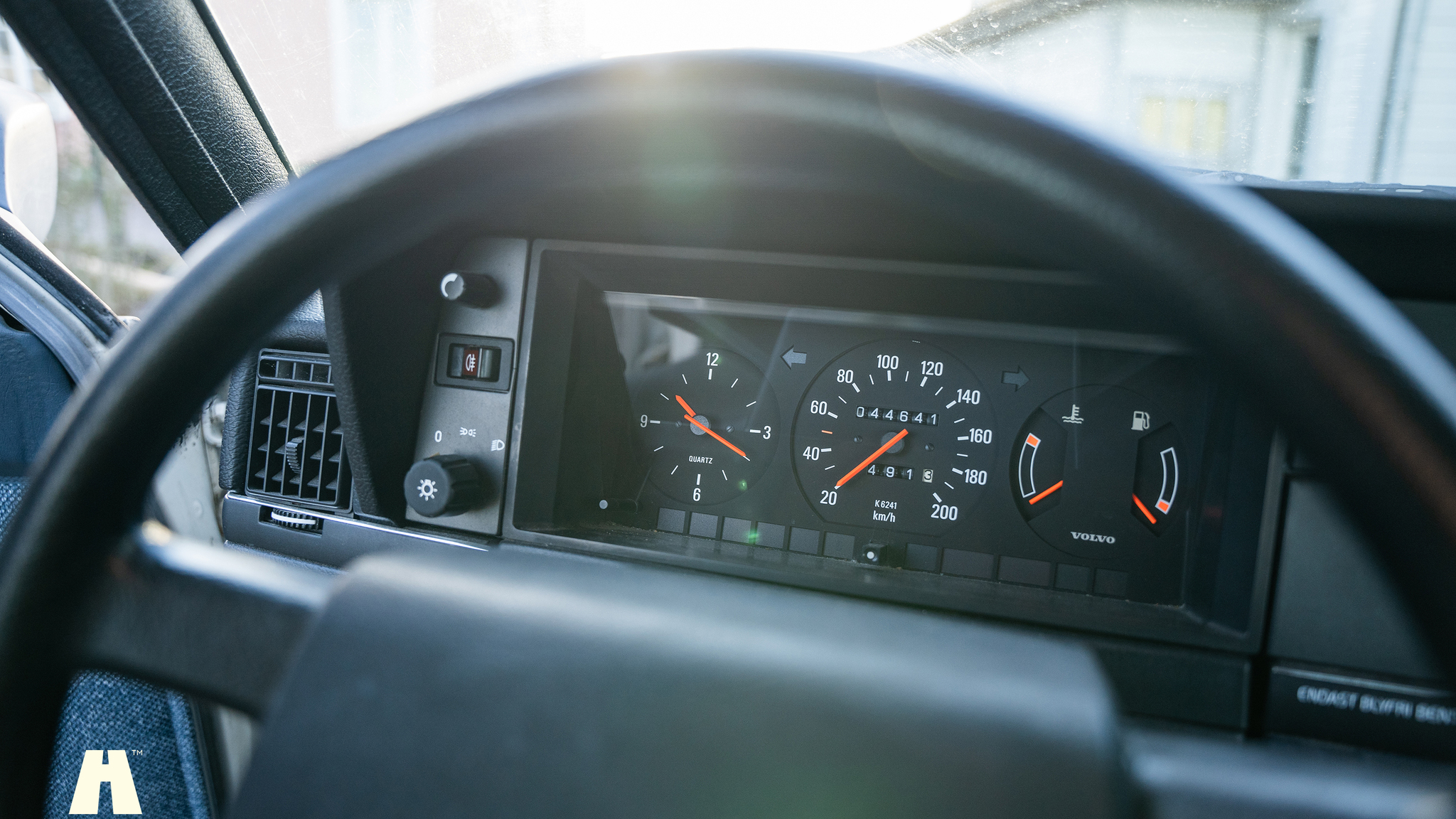 Interiörbild 1988 Volvo 240 GL