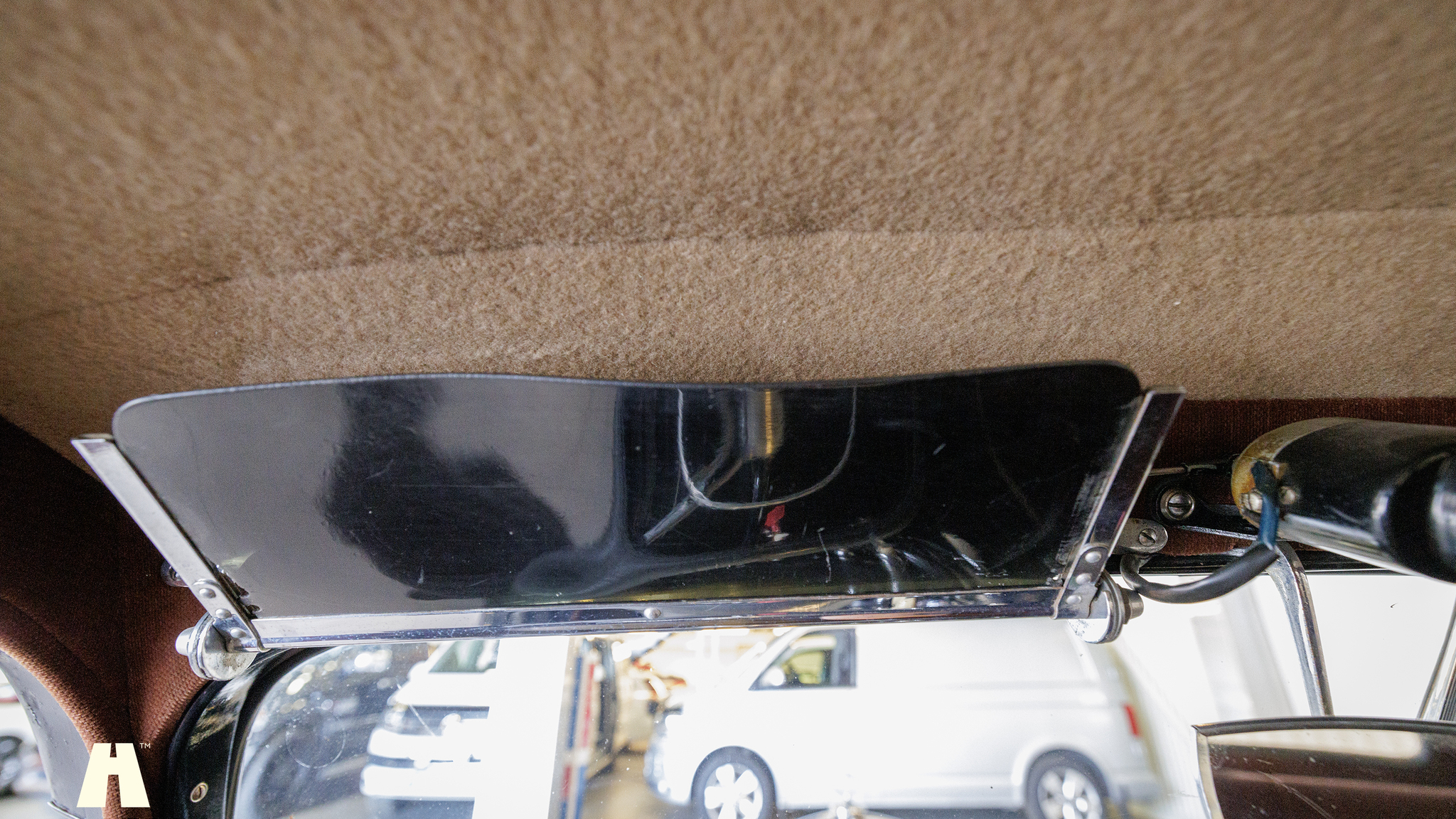 Interior image of 1950 Mercedes Benz 170 va (26)