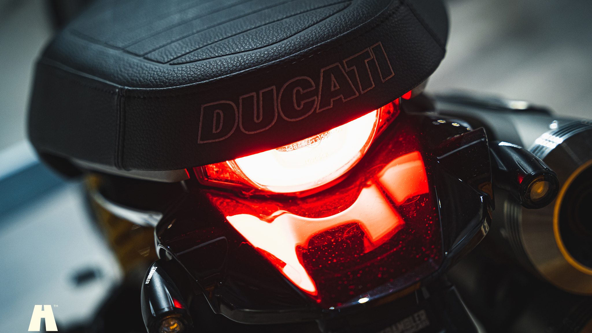Exteriörbild på 2018 Ducati Scrambler 1100 (15)
