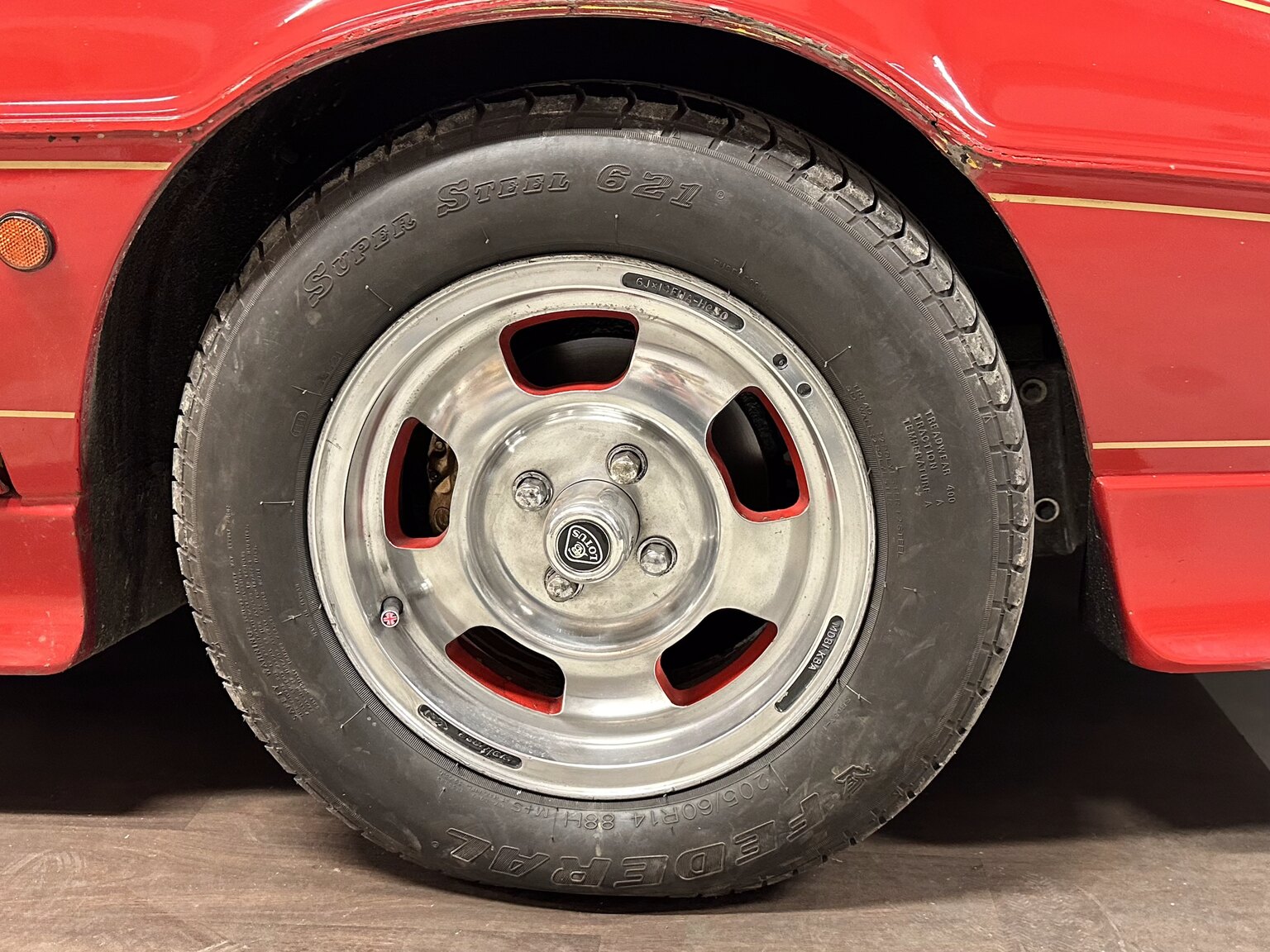 Exteriörbild på 1977 Lotus Esprit S1