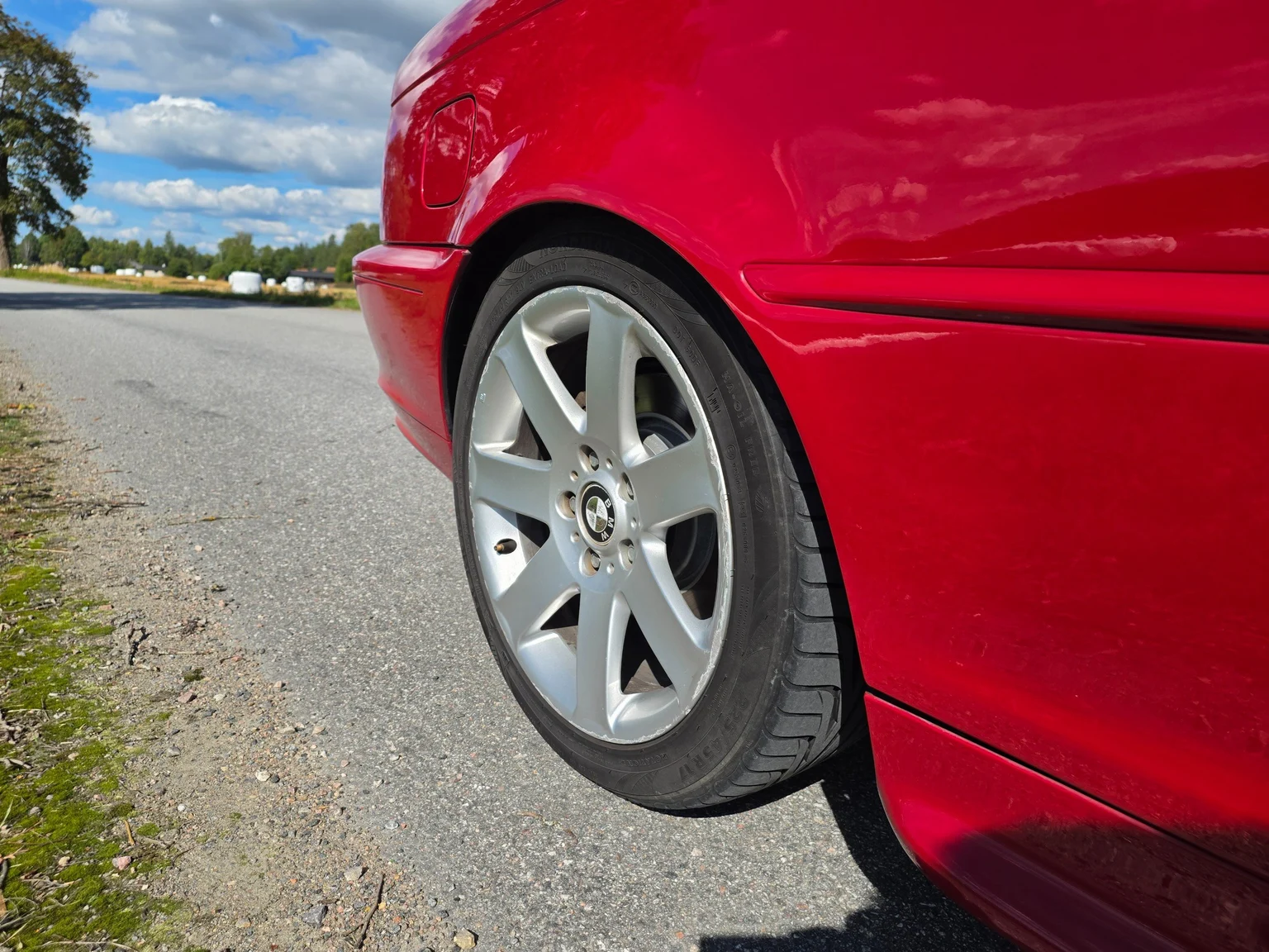 Exteriörbild på 2002 BMW 330Ci Convertible (29)