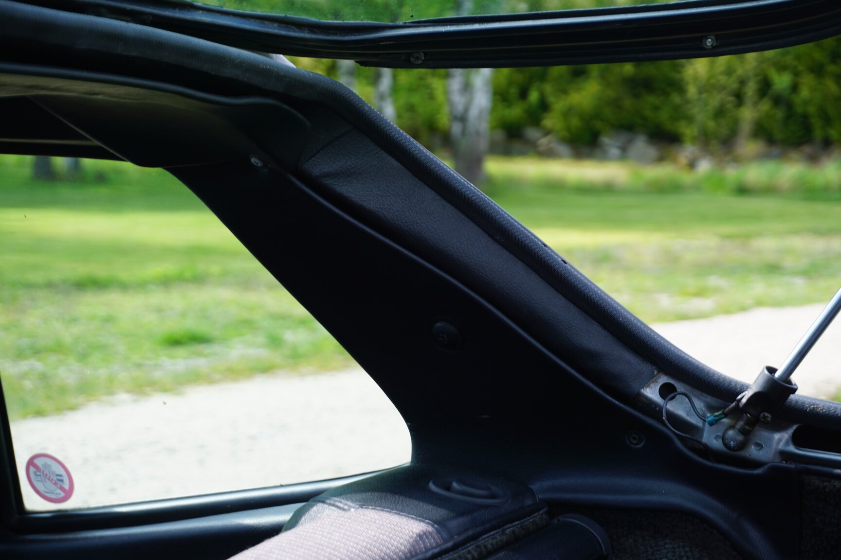 Innenraumfoto von 1985 Porsche 944 "NO RESERVE AUCTION"
