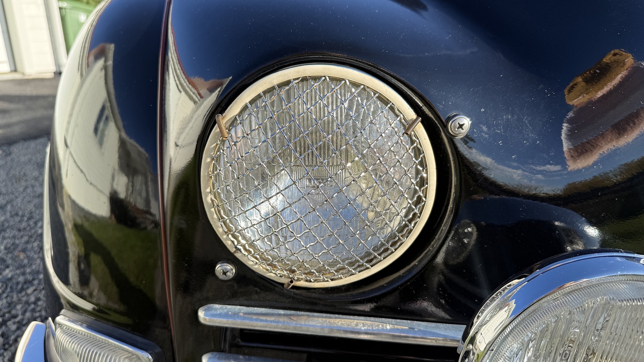 Exterior image of 1960 Saab 96 (15)