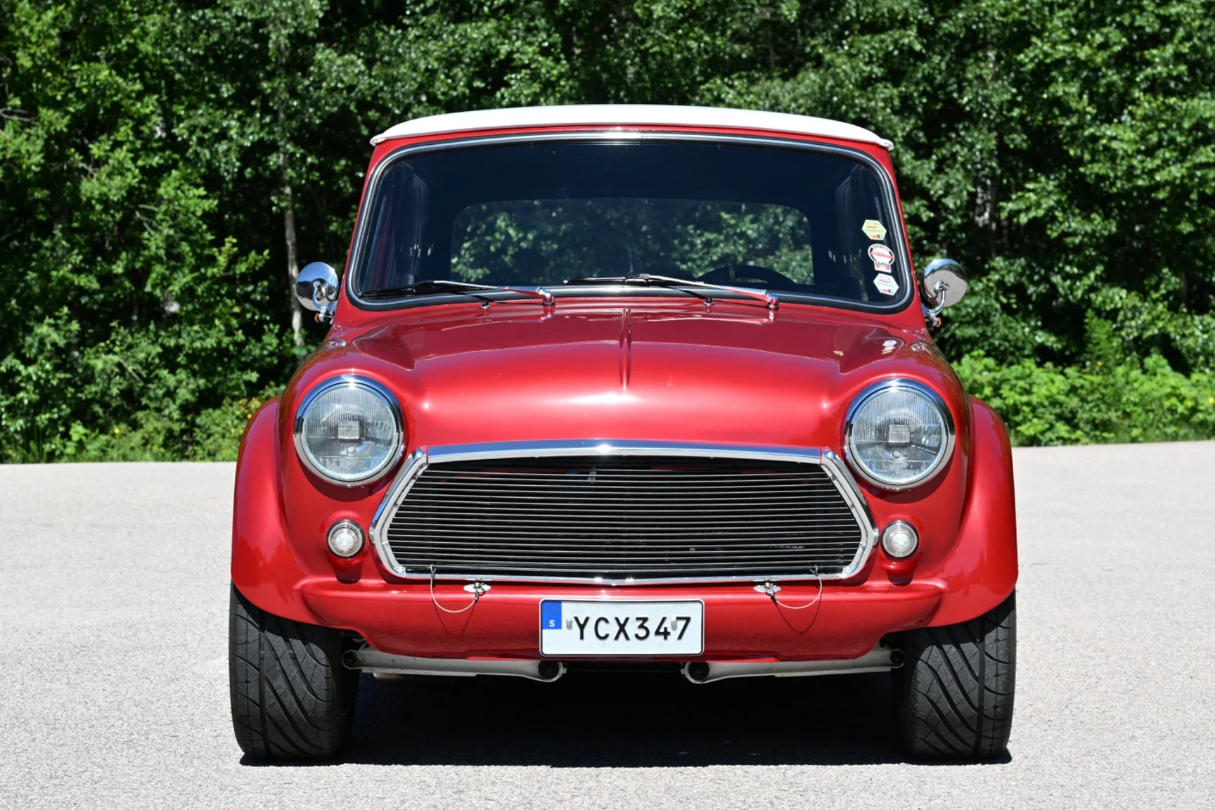 Exteriörbild på 2013 Mini Cooper Turbo RWD (2)