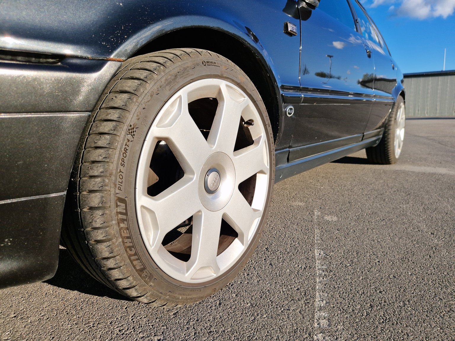 Aussenfoto 1993 Audi S2 Avant 2.2 quattro