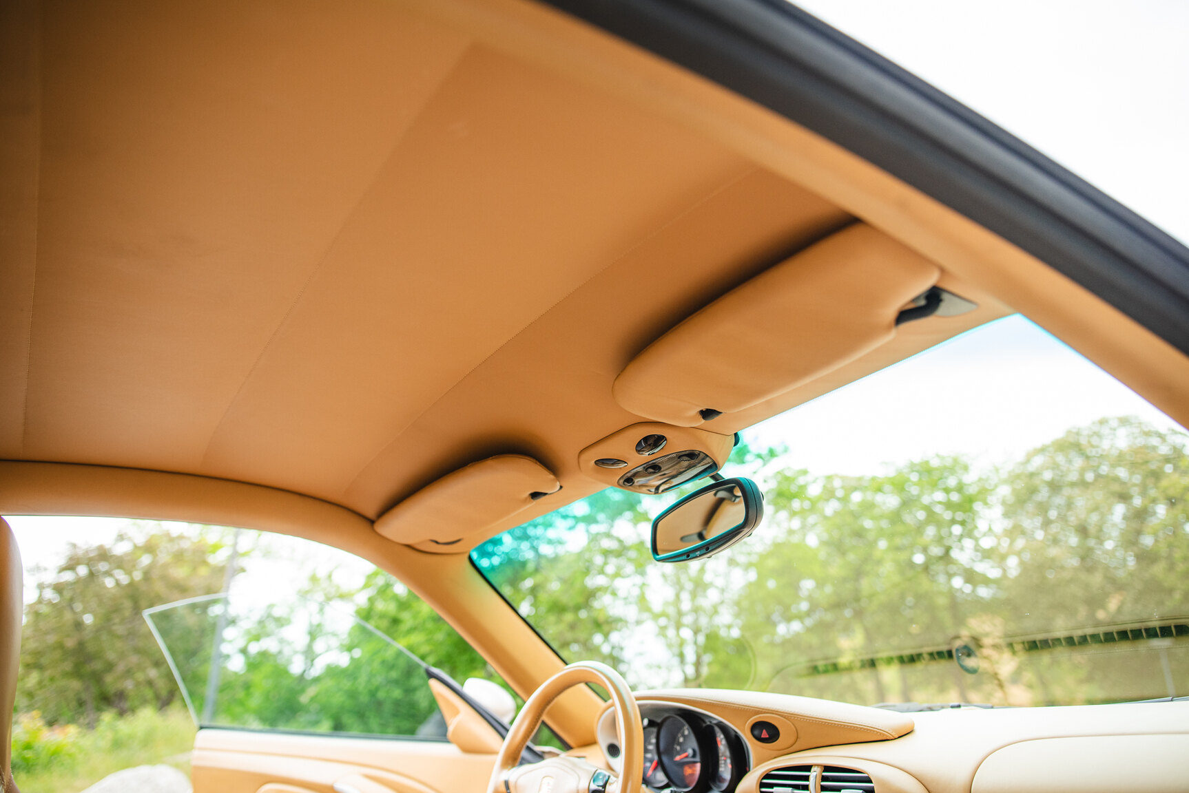 Interior image of 2004 Porsche 911 Carrera 4