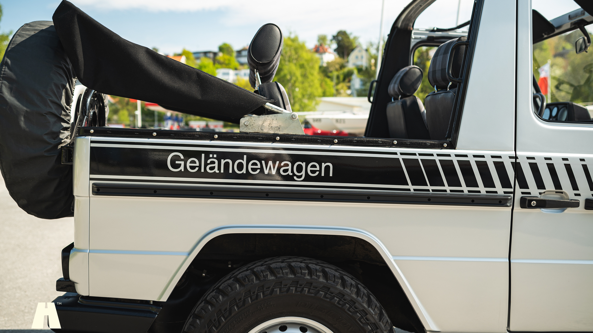 Exteriörbild på 1985 Mercedes 230GE Cabrio