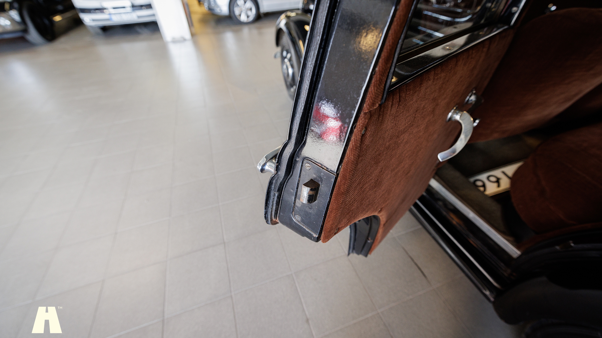 Interior image of 1950 Mercedes Benz 170 va (39)