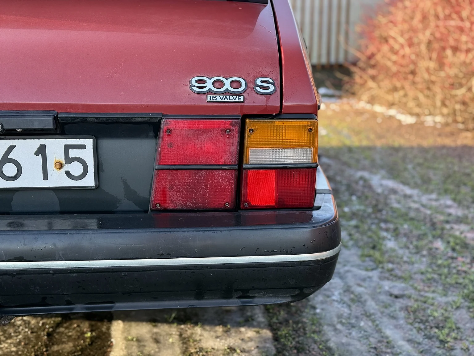 Exterior image of 1991 SAAB 900S Turbo 2-door (13)