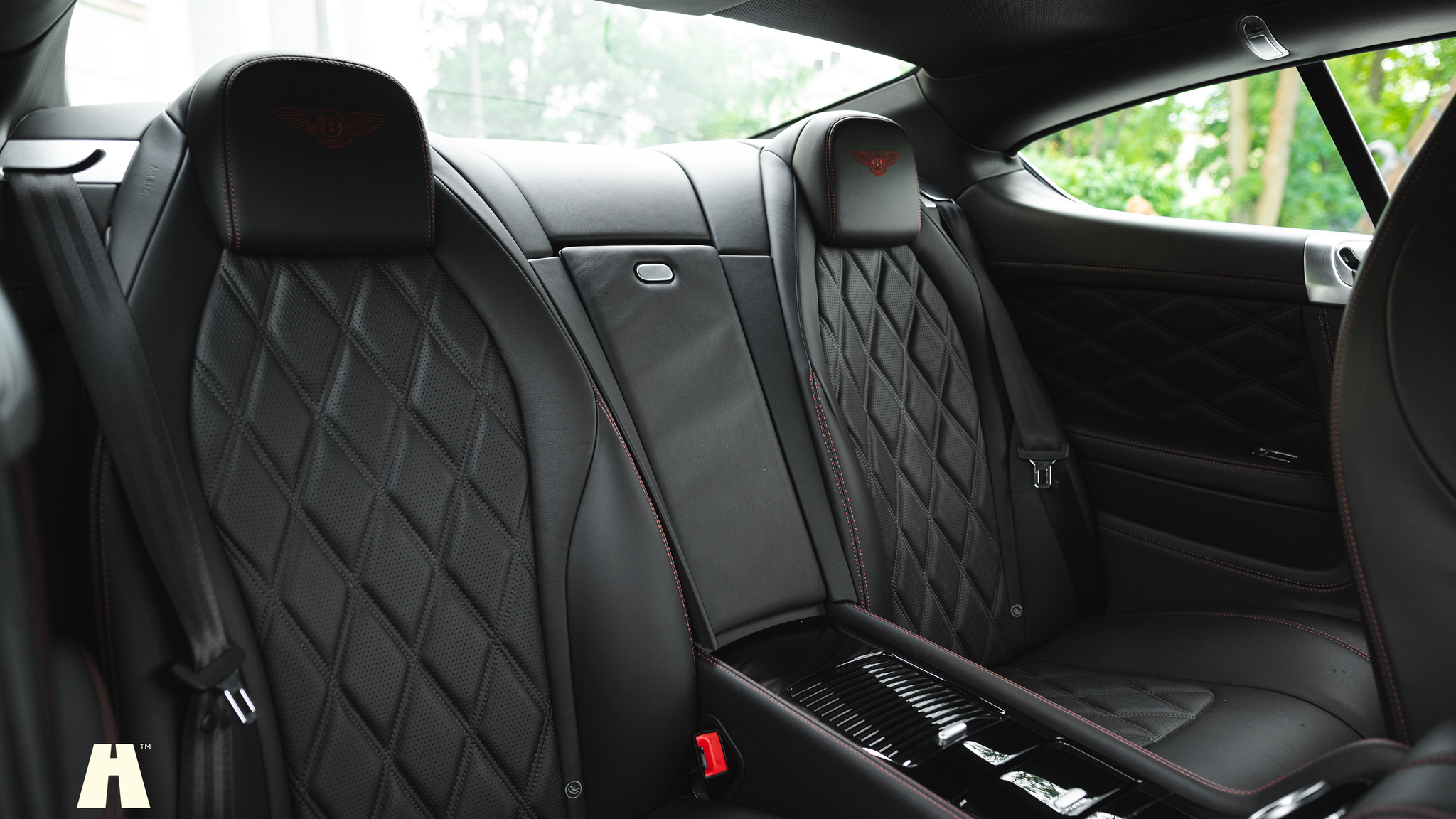 Interiörbild 2013 Bentley Continental GT V8 (48)