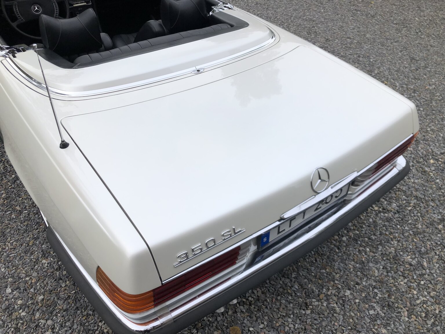 Exteriörbild på 1972 Mercedes-Benz 350 SL