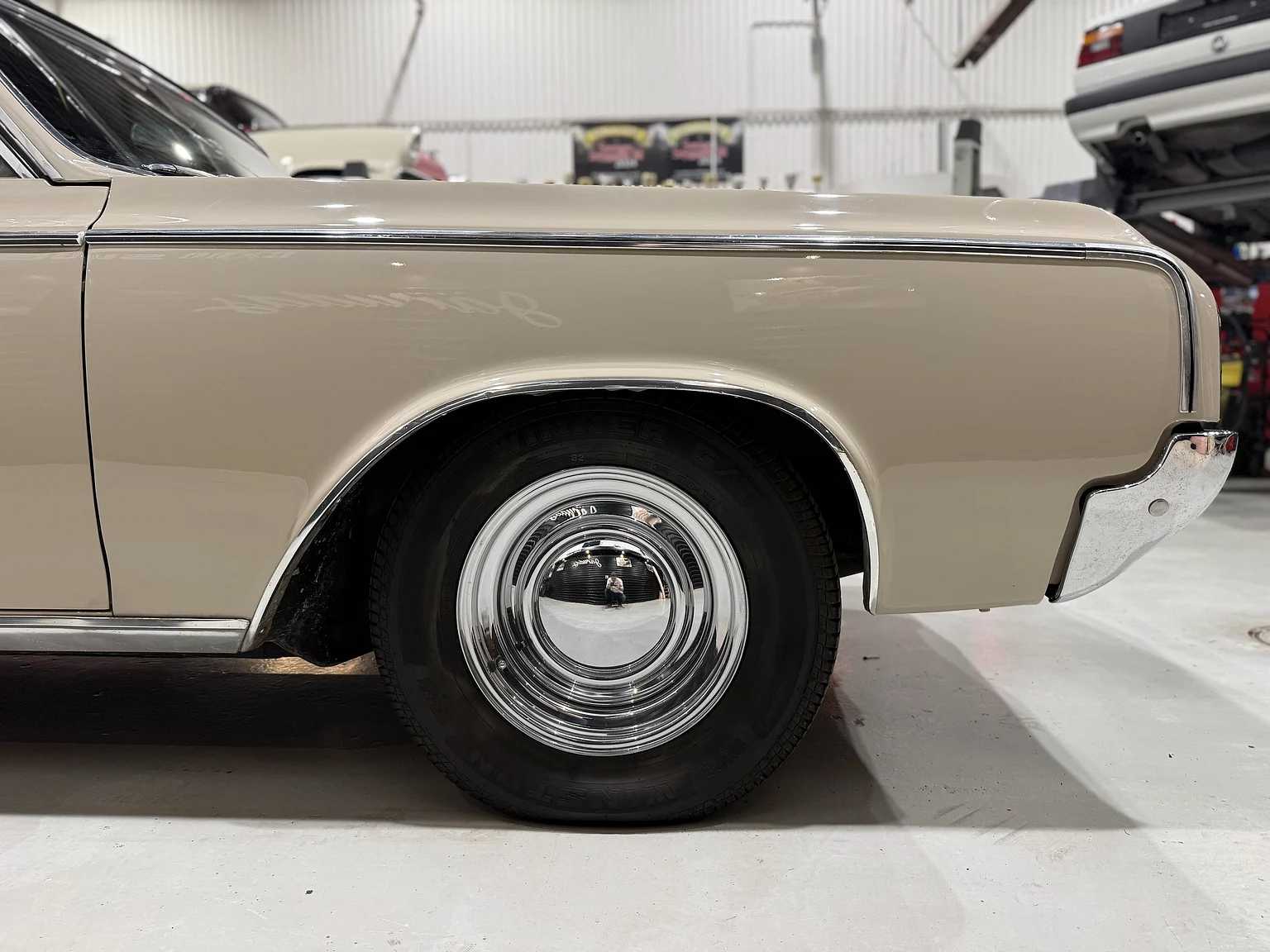 Exteriörbild på 1964 Oldsmobile Cutlass Convertible (51)