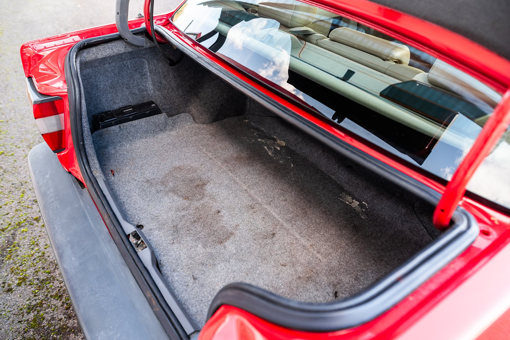 Interior image of 1996 Volvo 850 R