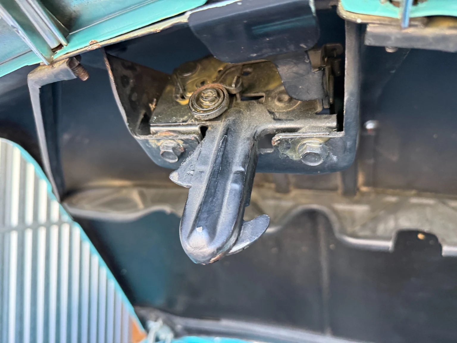 Image of 1956 Chevrolet Bel Air Sport Coupé L98 – NO RESERVE mechanics (12)